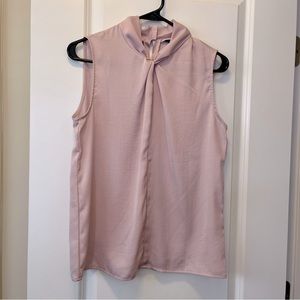 🍒3 for $30 🍒 BANANA REPUBLIC Dusty Pink Silky Top